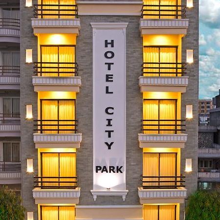 Hotel City Park Pokhara Esterno foto
